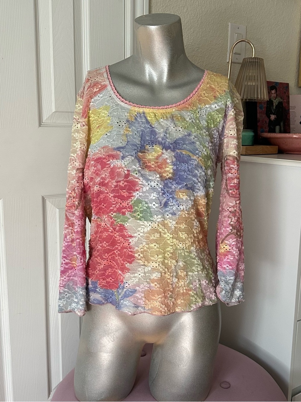 Vintage Wayne Rogers Colorful Floral Lace & Butterfly Pattern Long-Sleeve Top